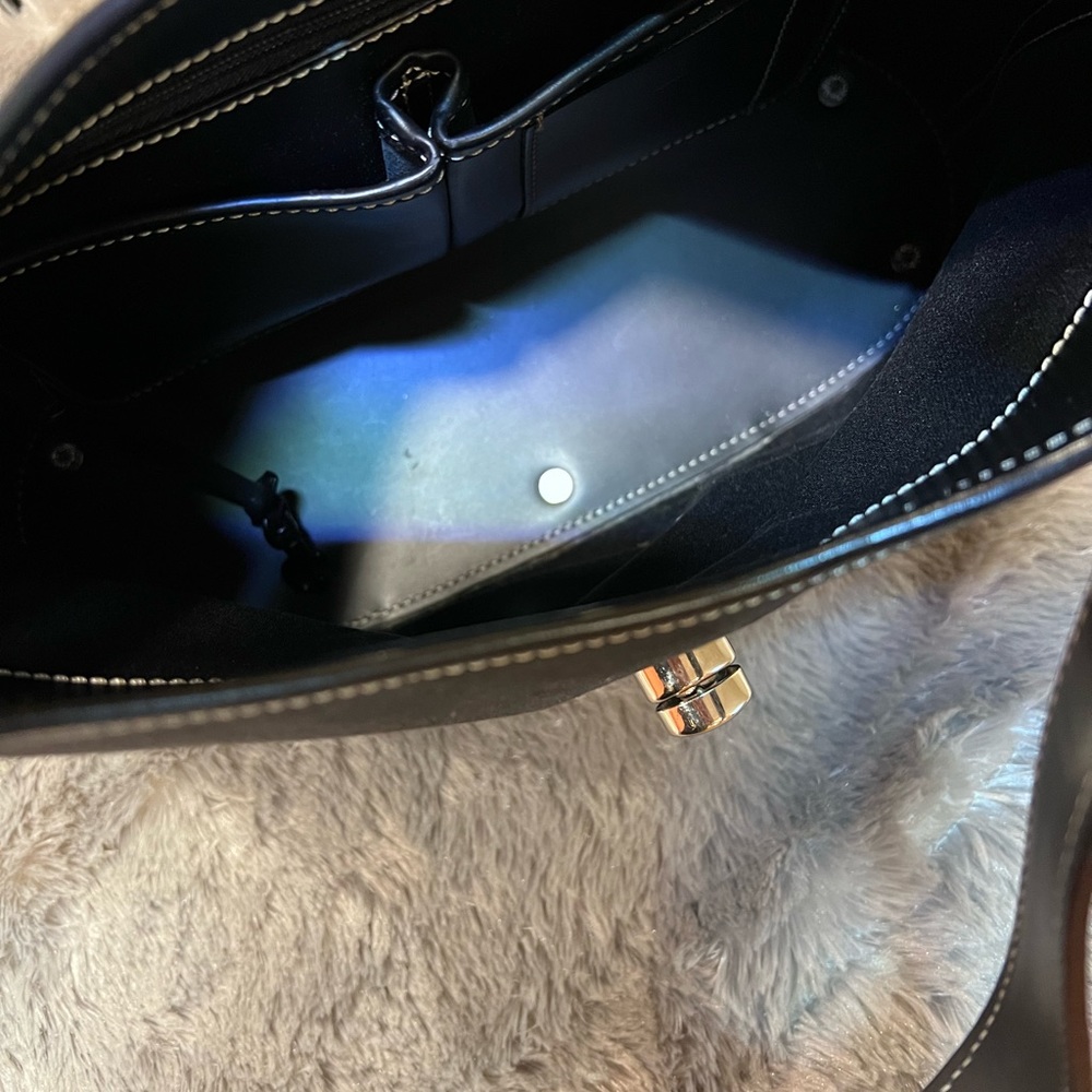 Dooney & Bourke Signature Shoulder Bag blackβ€οΈLike Newπππ - Picture 10 of 11